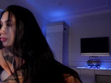 Mila    ( https://fans.ly/milablvck )